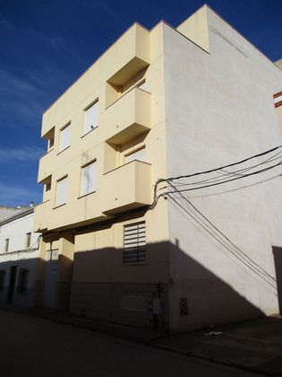 Foto 2 de Venta de edificio en calle Fajardo Valdes con ascensor
