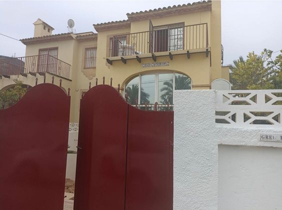 Foto 1 de Alquiler de casa adosada en L'Albir-Zona Playa de 3 habitaciones con terraza y piscina