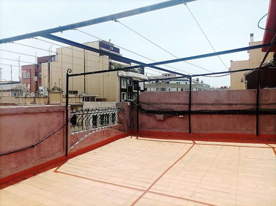 Foto 2 de Ático en venta en La Nova Esquerra de l'Eixample de 1 habitación con terraza y calefacción