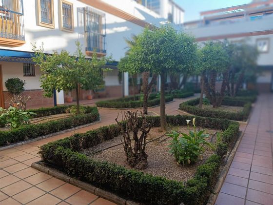 Foto 1 de Casa en venda a Campo de la Verdad - Miraflores de 4 habitacions amb terrassa i balcó