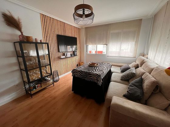 Foto 1 de Venta de piso en Torreblanca de 3 habitaciones con aire acondicionado