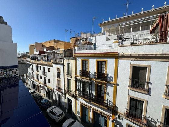 Foto 1 de Casa en venda a Zona Centro de 4 habitacions amb terrassa i balcó