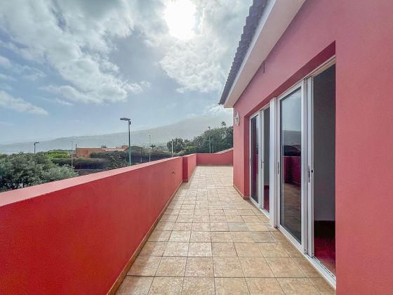 Foto 1 de Àtic en venda a calle Doctor Celestino Gonzàlez Padrón de 3 habitacions amb terrassa i piscina