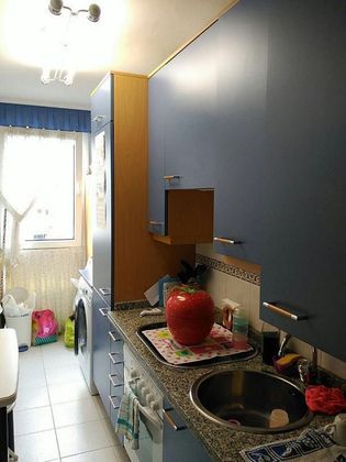 Foto 2 de Venta de piso en calle De Les Cigarreres de 1 habitación con muebles y calefacción
