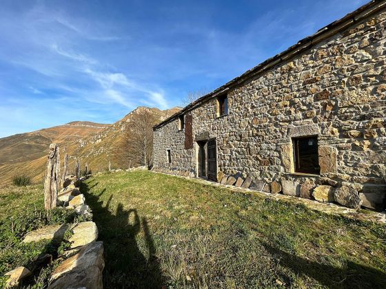 Foto 1 de Casa rural en venda a San Roque de Riomiera de 5 habitacions amb jardí i calefacció