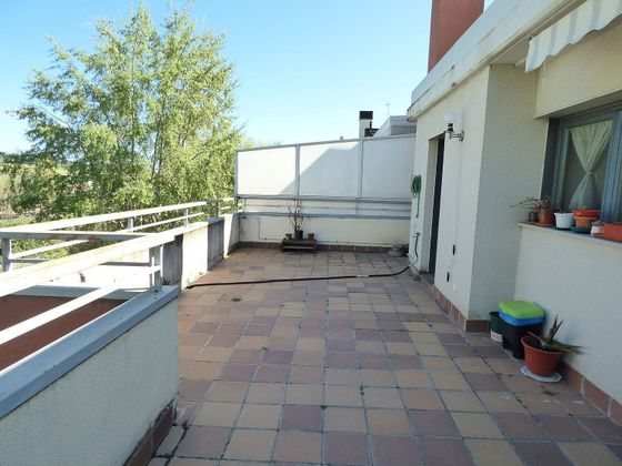 Foto 2 de Venta de ático en Pajarillos de 2 habitaciones con terraza y piscina
