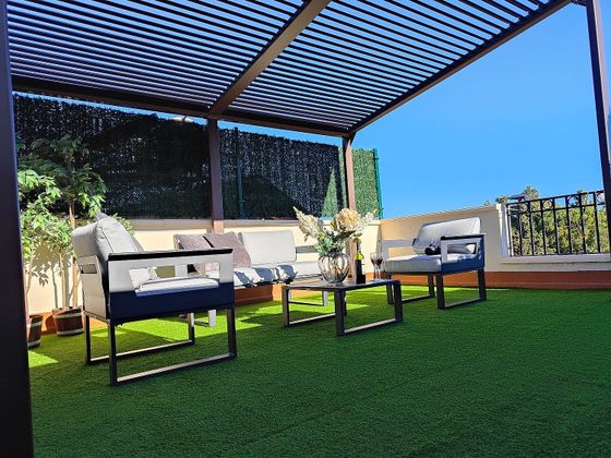 Foto 1 de Àtic en venda a calle De la Carrasca de 2 habitacions amb terrassa i piscina