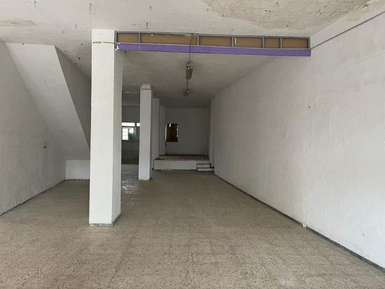 Foto 2 de Local en venda a La Cuesta - Gracia - Finca España de 192 m²