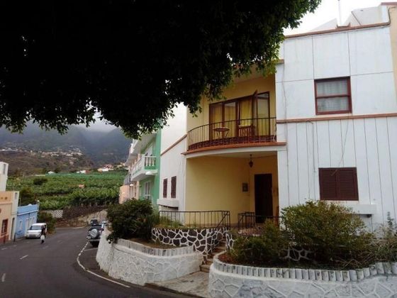 Foto 1 de Casa en venta en Santa Cruz de la Palma de 4 habitaciones con terraza y balcón