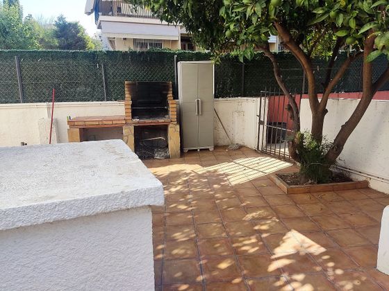 Foto 1 de Piso en alquiler en Els Molins - La Devesa - El Poble-sec de 2 habitaciones con terraza y jardín