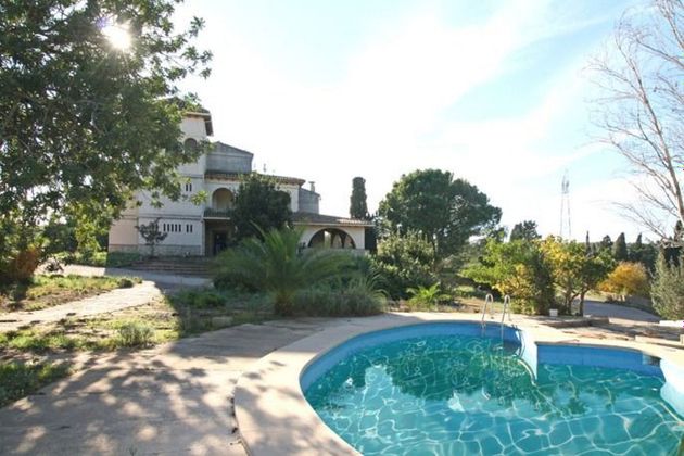 Foto 1 de Xalet en venda a Calicanto - Cumbres de Calicanto - Santo Domingo de 7 habitacions amb terrassa i piscina