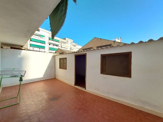 Foto 1 de Pis en venda a Benicalap de 4 habitacions amb terrassa i garatge