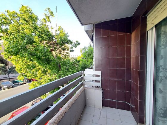 Foto 2 de Pis en venda a Benicalap de 4 habitacions amb terrassa i garatge