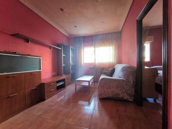 Foto 1 de Piso en venta en Numancia de 2 habitaciones con terraza y aire acondicionado