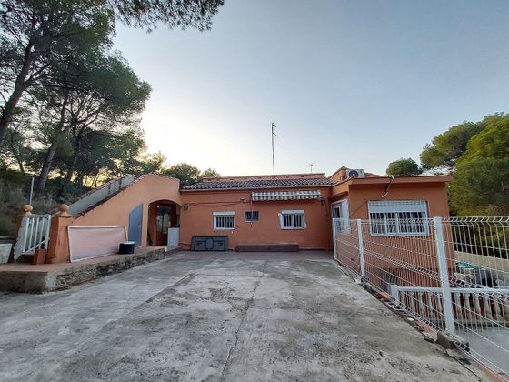 Foto 1 de Xalet en venda a Doctor Palos - Alto Palancia de 4 habitacions amb terrassa i piscina