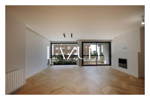 Foto 2 de Venta de piso en avenida De Pedralbes de 3 habitaciones con terraza y piscina