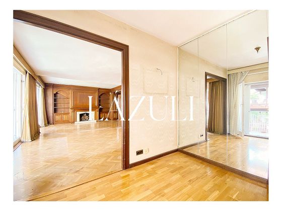 Foto 2 de Dúplex en venta en Sant Gervasi - Galvany de 6 habitaciones con terraza y piscina