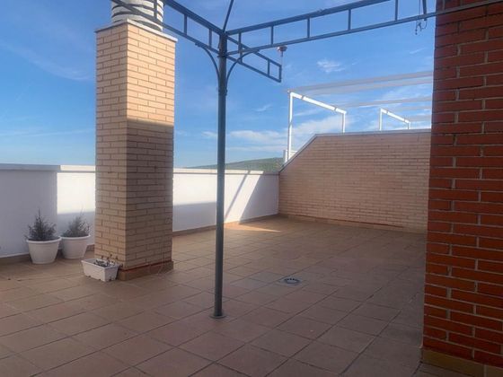 Foto 1 de Venta de dúplex en Torredonjimeno de 3 habitaciones con terraza y calefacción