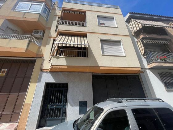 Foto 1 de Pis en venda a calle Pintor Zabaleta de 4 habitacions amb balcó