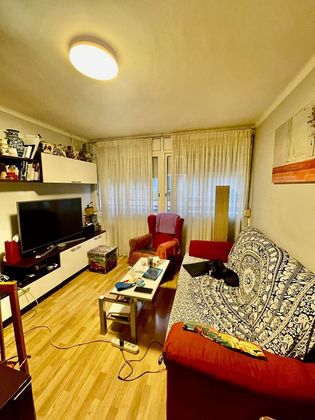 Foto 1 de Pis en venda a calle De Niça de 3 habitacions amb balcó i aire acondicionat