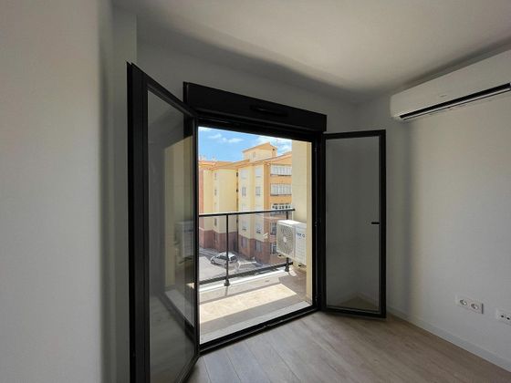 Foto 1 de Venta de piso en calle De Torreblanca de 1 habitación con terraza y balcón