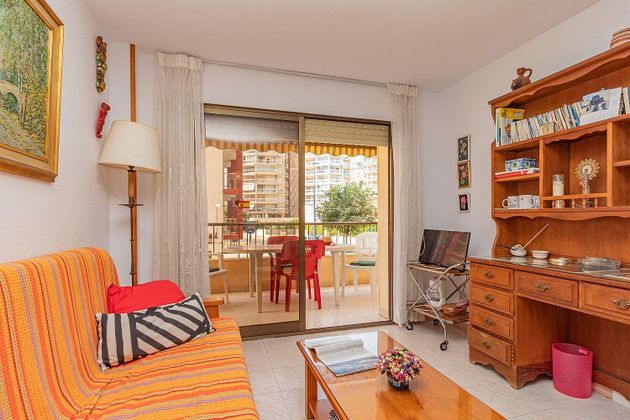 Foto 2 de Pis en venda a calle De Tarragona de 2 habitacions amb terrassa i piscina