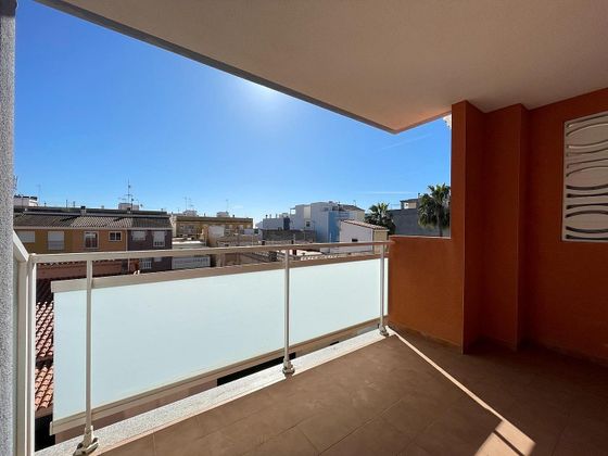 Foto 1 de Venta de piso en calle Gravina de 2 habitaciones con terraza