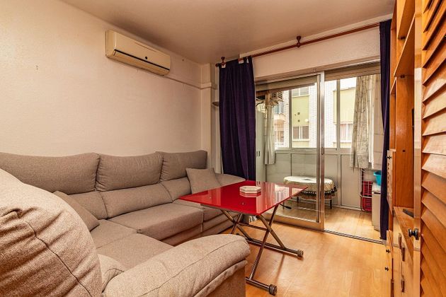 Foto 1 de Piso en venta en calle Jaime Chicharro de 3 habitaciones con terraza y aire acondicionado