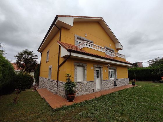 Foto 2 de Chalet en venta en Villalegre - La Luz de 5 habitaciones con terraza y garaje