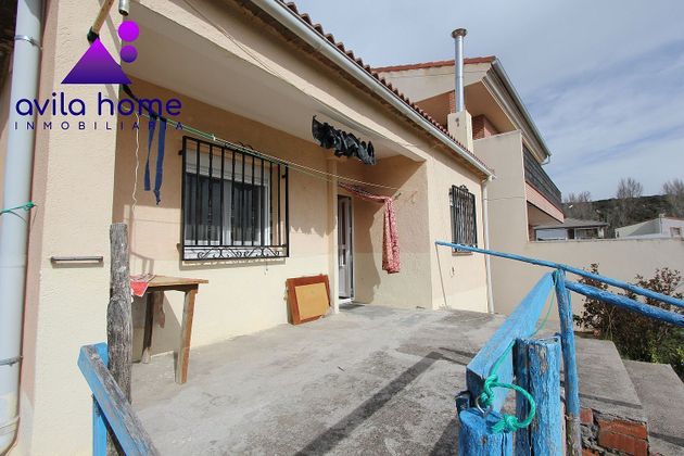 Foto 2 de Xalet en venda a calle San Pedro de 2 habitacions amb terrassa i jardí