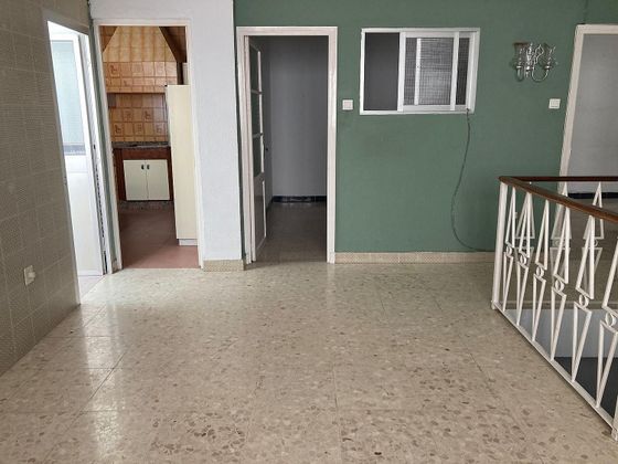 Foto 1 de Casa en venda a Barbate ciudad de 7 habitacions amb garatge i balcó
