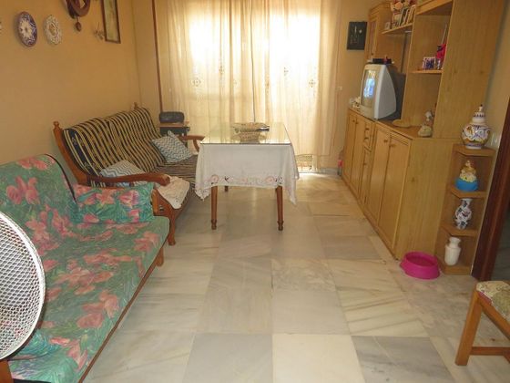 Foto 2 de Venta de piso en Barbate ciudad de 1 habitación y 48 m²