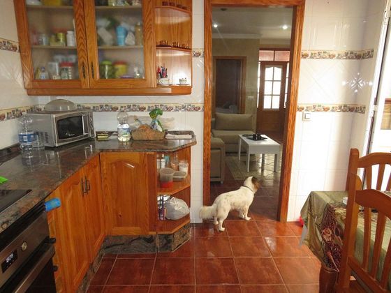 Foto 2 de Casa en venda a Barbate ciudad de 3 habitacions amb terrassa i aire acondicionat