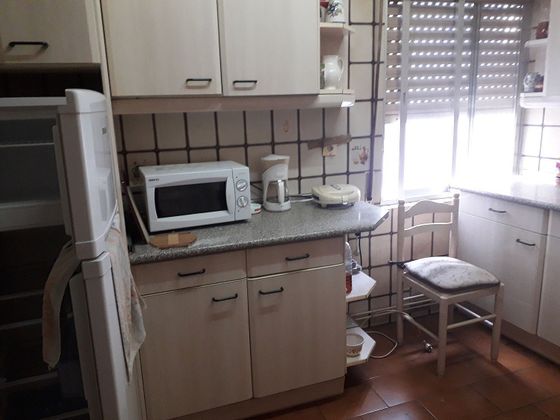 Foto 2 de Pis en venda a calle Soria de 3 habitacions amb balcó i calefacció