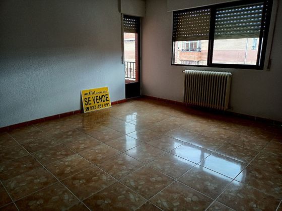 Foto 1 de Pis en venda a Ciudad Rodrigo de 3 habitacions amb piscina i balcó