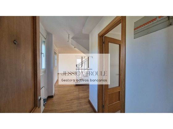 Foto 2 de Dúplex en venda a calle La Mies de 3 habitacions amb garatge i balcó