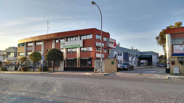 Foto 1 de Nau en venda a calle Artesanía de 1580 m²