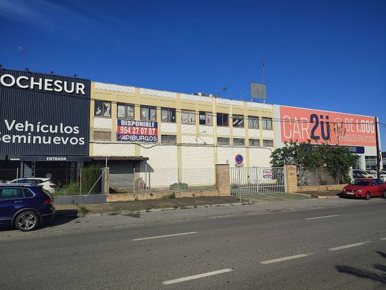 Foto 1 de Nau en lloguer a avenida Fernández Murube de 1285 m²