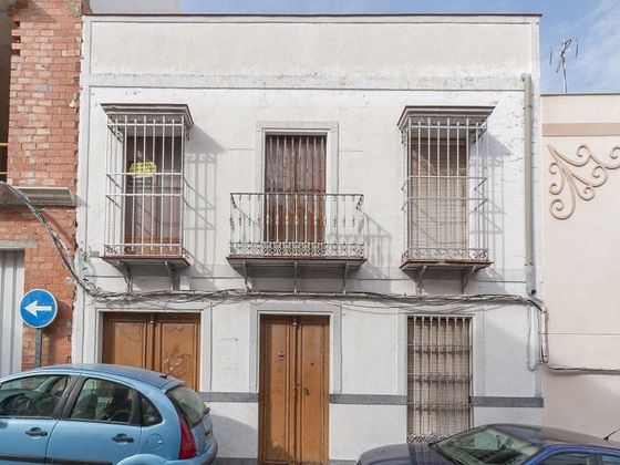 Foto 1 de Casa en venta en Aguilar de la Frontera de 3 habitaciones y 291 m²