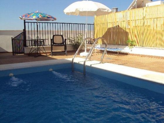 Foto 1 de Pis en venda a Adamuz de 13 habitacions amb terrassa i piscina