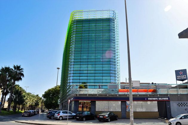 Foto 1 de Alquiler de oficina en avenida Del Rocío con aire acondicionado y ascensor
