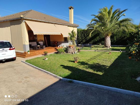 Foto 1 de Xalet en venda a Carlota (La) de 3 habitacions amb terrassa i piscina