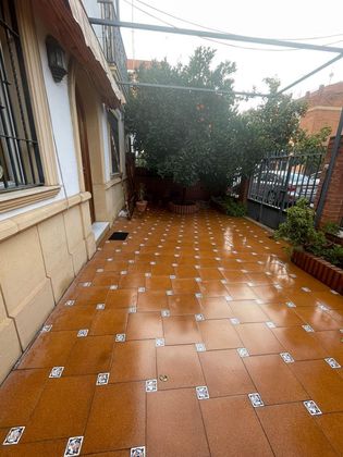 Foto 2 de Venta de casa en Huerta de la Reina - Trassierra de 5 habitaciones con terraza y balcón