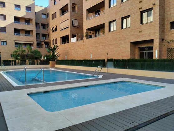 Foto 2 de Pis en venda a Tablero Bajo - Arruzafilla de 3 habitacions amb terrassa i piscina