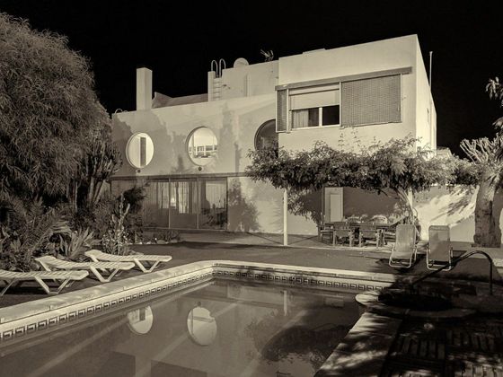 Foto 1 de Xalet en venda a Nueva Almería - Cortijo Grande - Vega de Acá de 5 habitacions amb terrassa i piscina