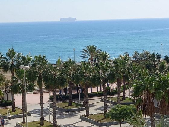 Foto 2 de Pis en venda a Parque Mediterráneo - Santa Paula de 4 habitacions amb terrassa i piscina