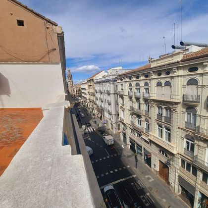 Foto 2 de Pis en lloguer a calle La Paz de 2 habitacions amb terrassa i aire acondicionat