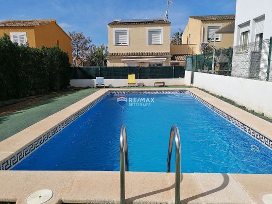 Foto 1 de Pis en venda a Son Ferrer de 3 habitacions amb terrassa i piscina