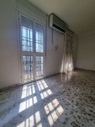 Foto 1 de Venta de piso en Torreblanca de 2 habitaciones con terraza y balcón