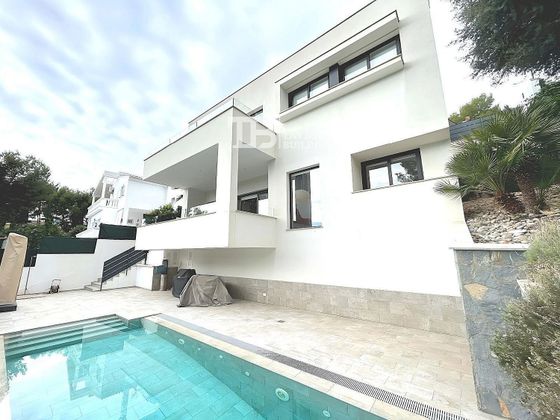Foto 1 de Casa en venda a Costa de la Calma de 4 habitacions amb terrassa i piscina